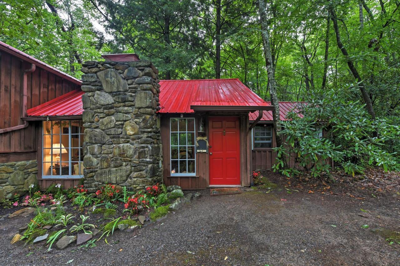 Serene Creekside Cottage Near Asheville Fire Pit Candler Kültér fotó